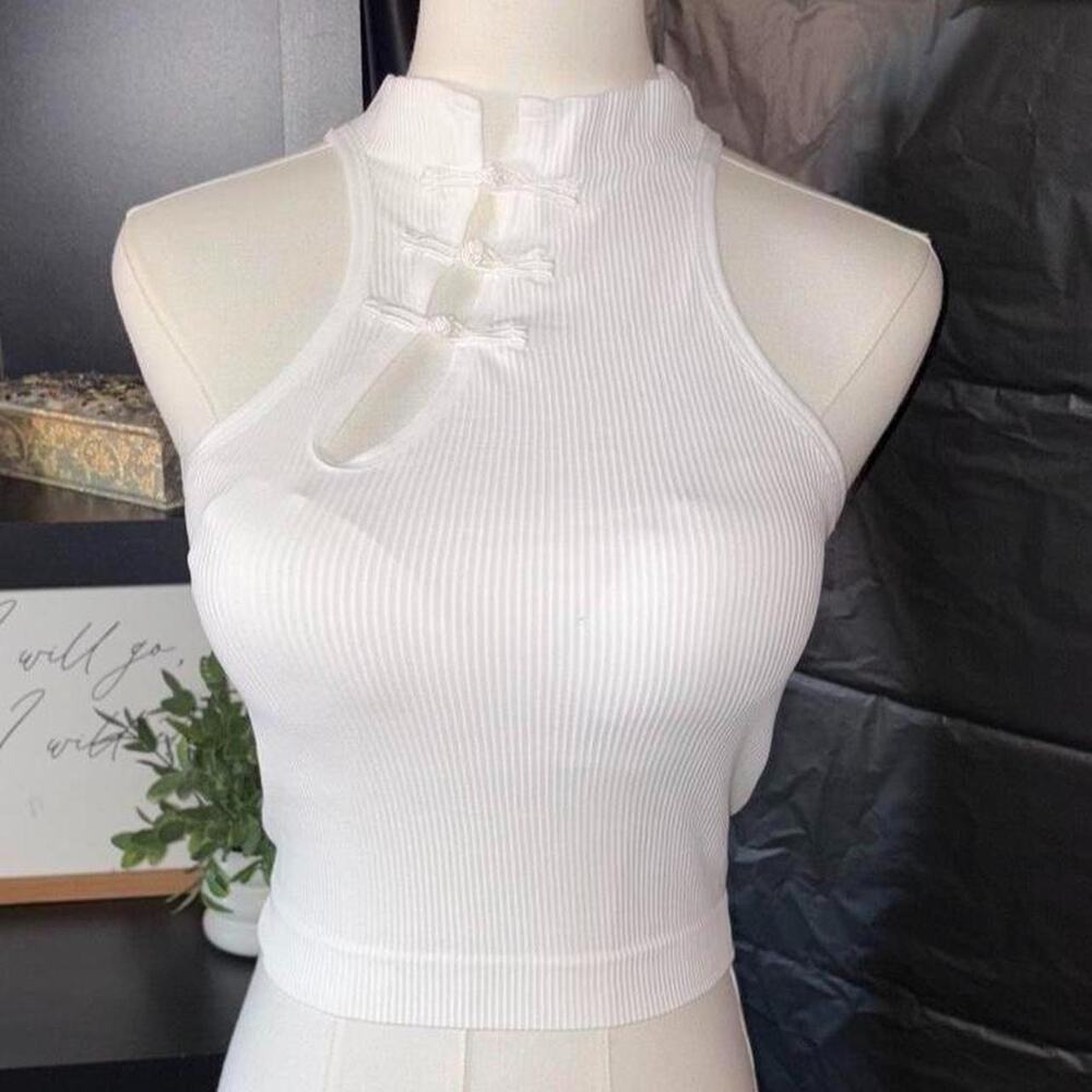 White ribbed knit halter crop